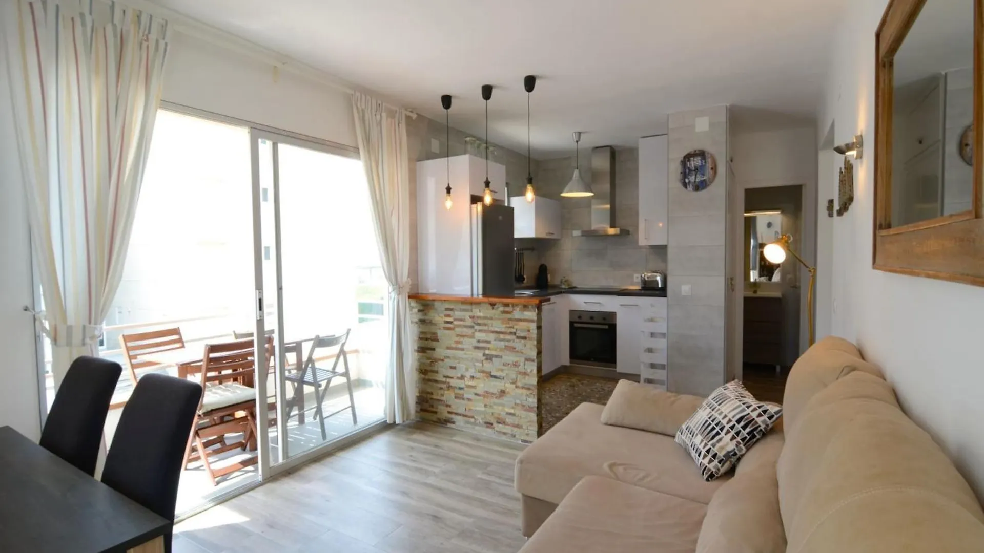 Omega 5 1-D Apartment L'Estartit